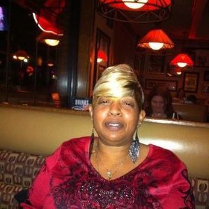 Meet your Posher, Tonia